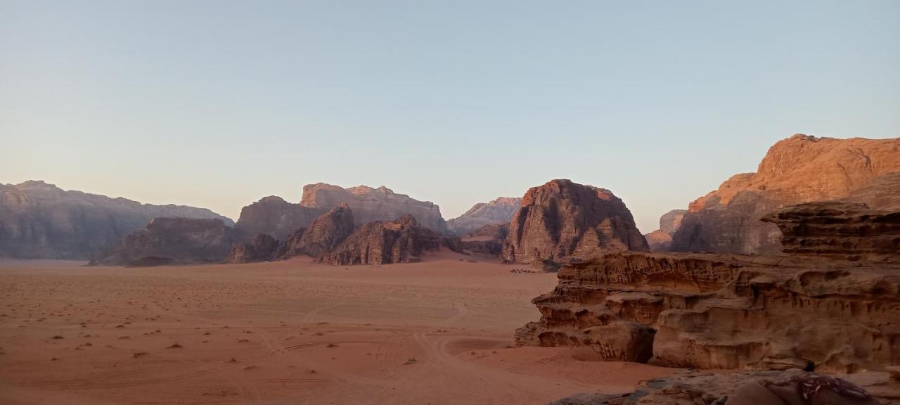 Beyond Wadi Rum Camp Hotel Exterior foto