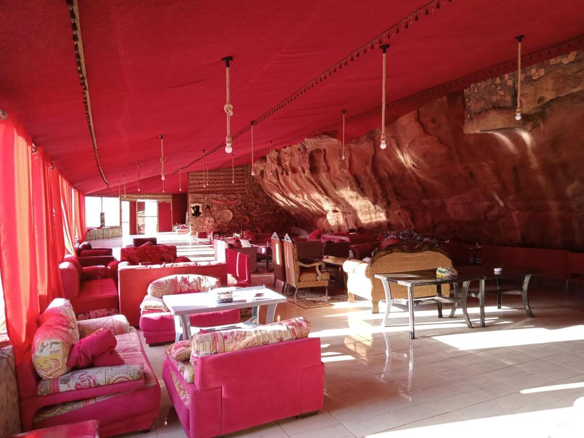 Beyond Wadi Rum Camp Hotel Exterior foto